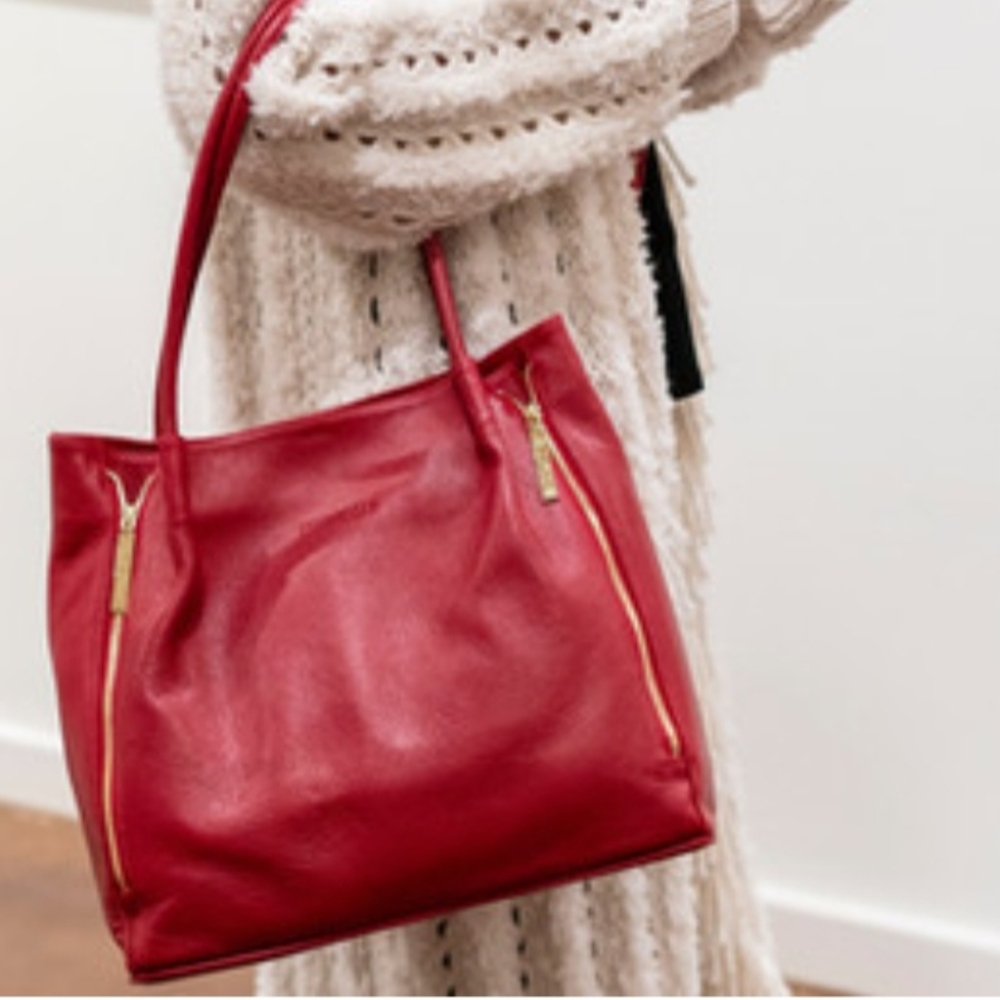 Vibrant Red Tote Bag with Spacious Design